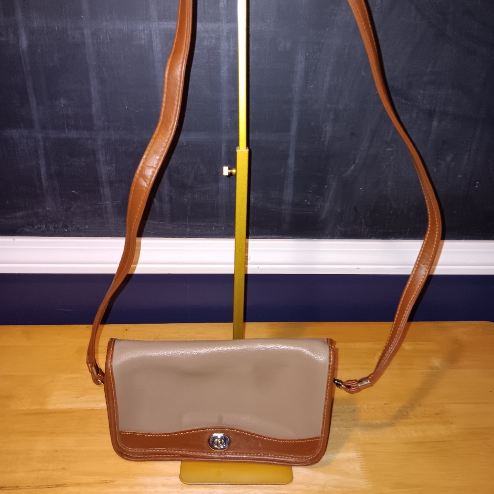 Archer USA Vintage Leather Crossbody Bag